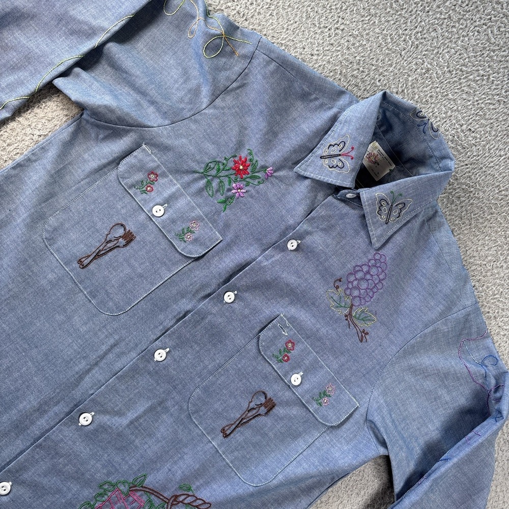 Vintage Big Mac Shirt Medium Blue Chambray Embroidered Flowers Capricorn
